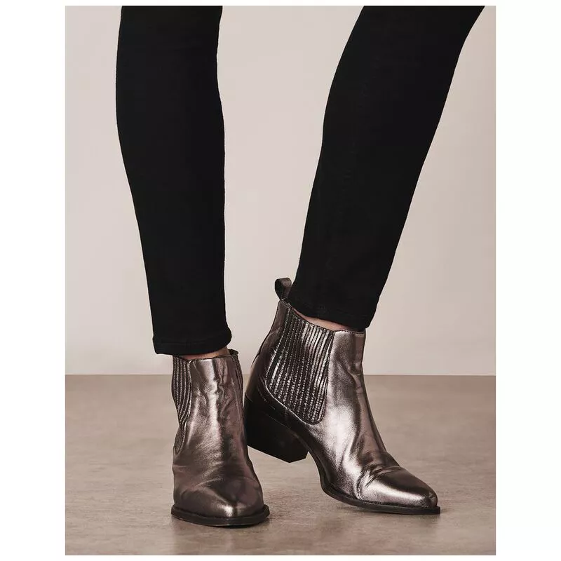 Crew online clothing boots