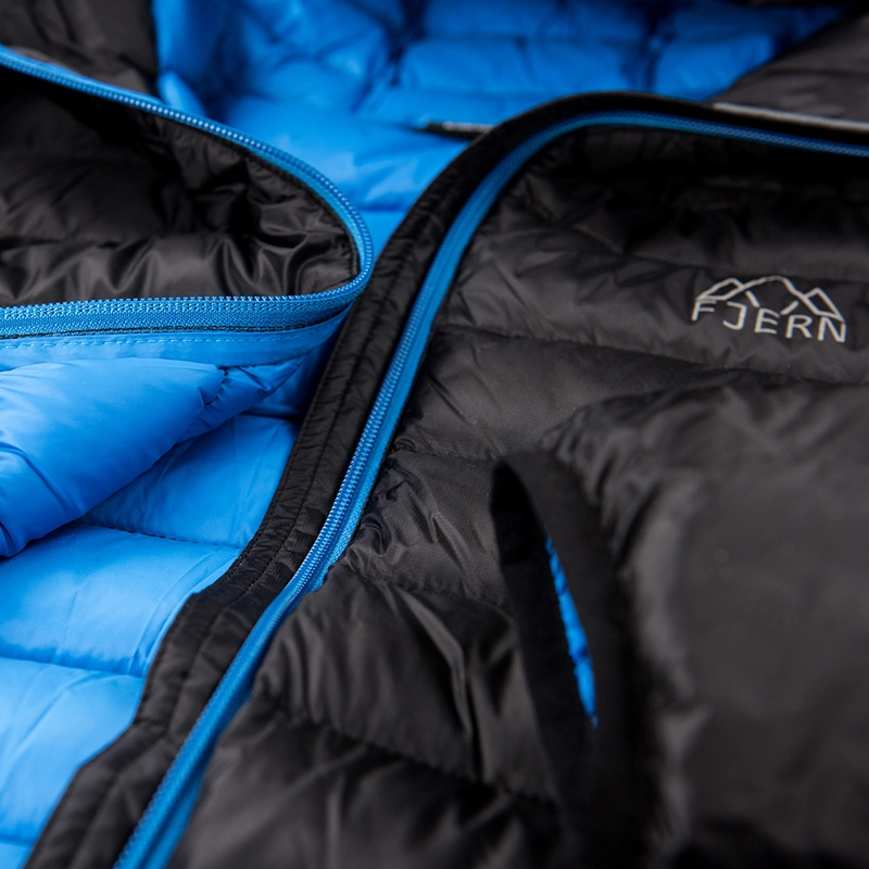 Fjern Mens Arktis II Down Hooded Jacket Black Cobalt Sportpursuit