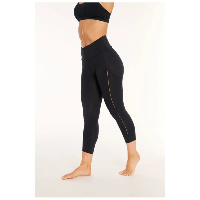 Marika capris store