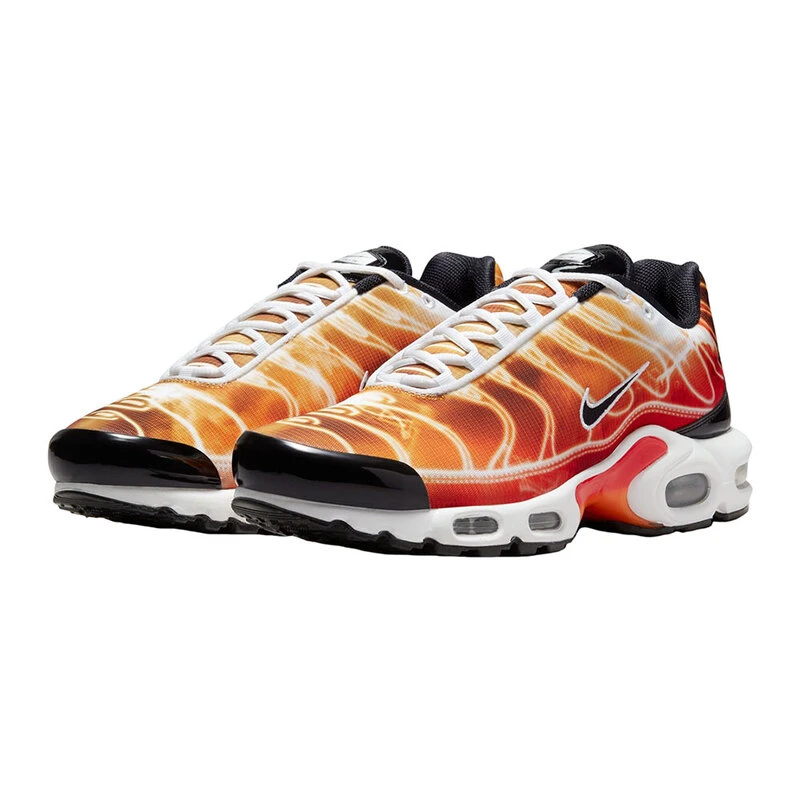 Air max plus store mens red and black