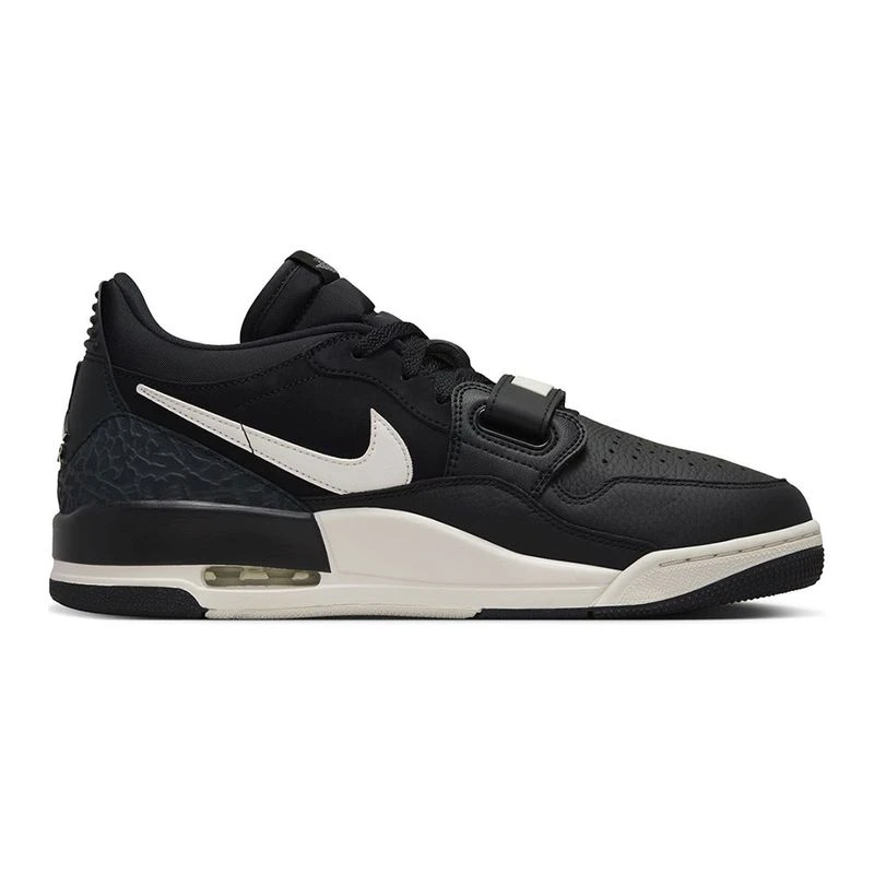 Black jordan casual shoes hot sale