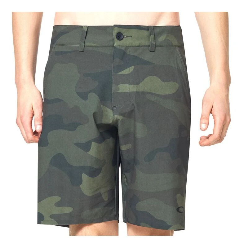 Oakley camo 2025 shorts